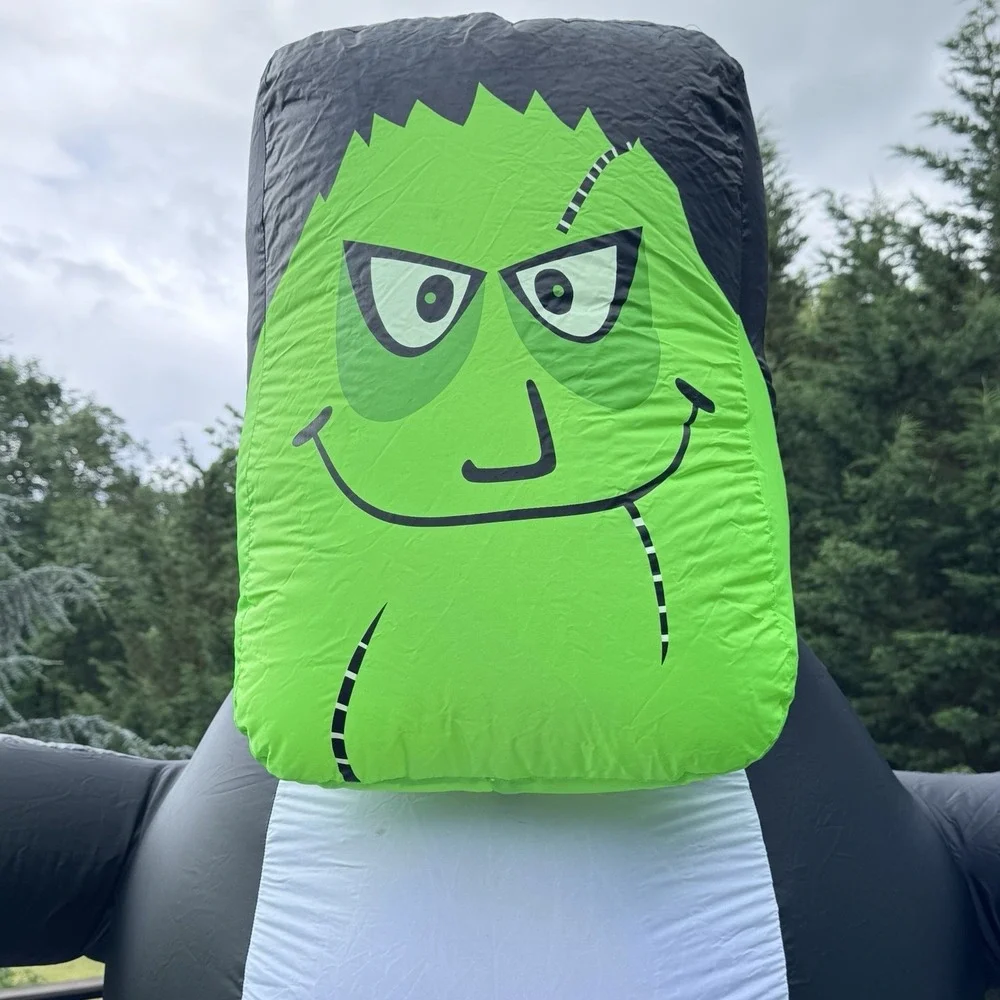 NEW‎ GEMMY 2002 Airblown Halloween Frankenstein w/ Lights Inflatable Monster 8ft